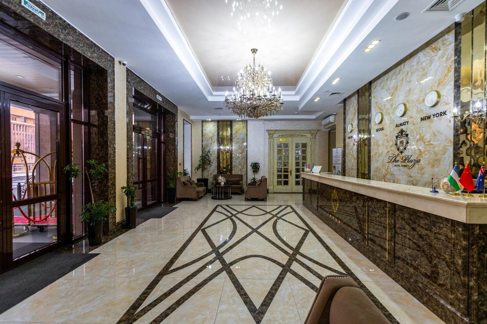 Plaza Hotel Алматы Экстерьер фото