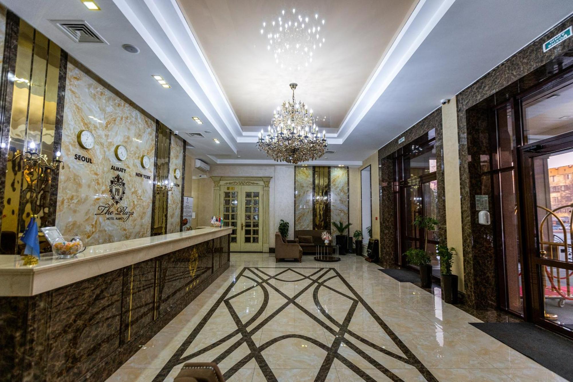 Plaza Hotel Алматы Экстерьер фото