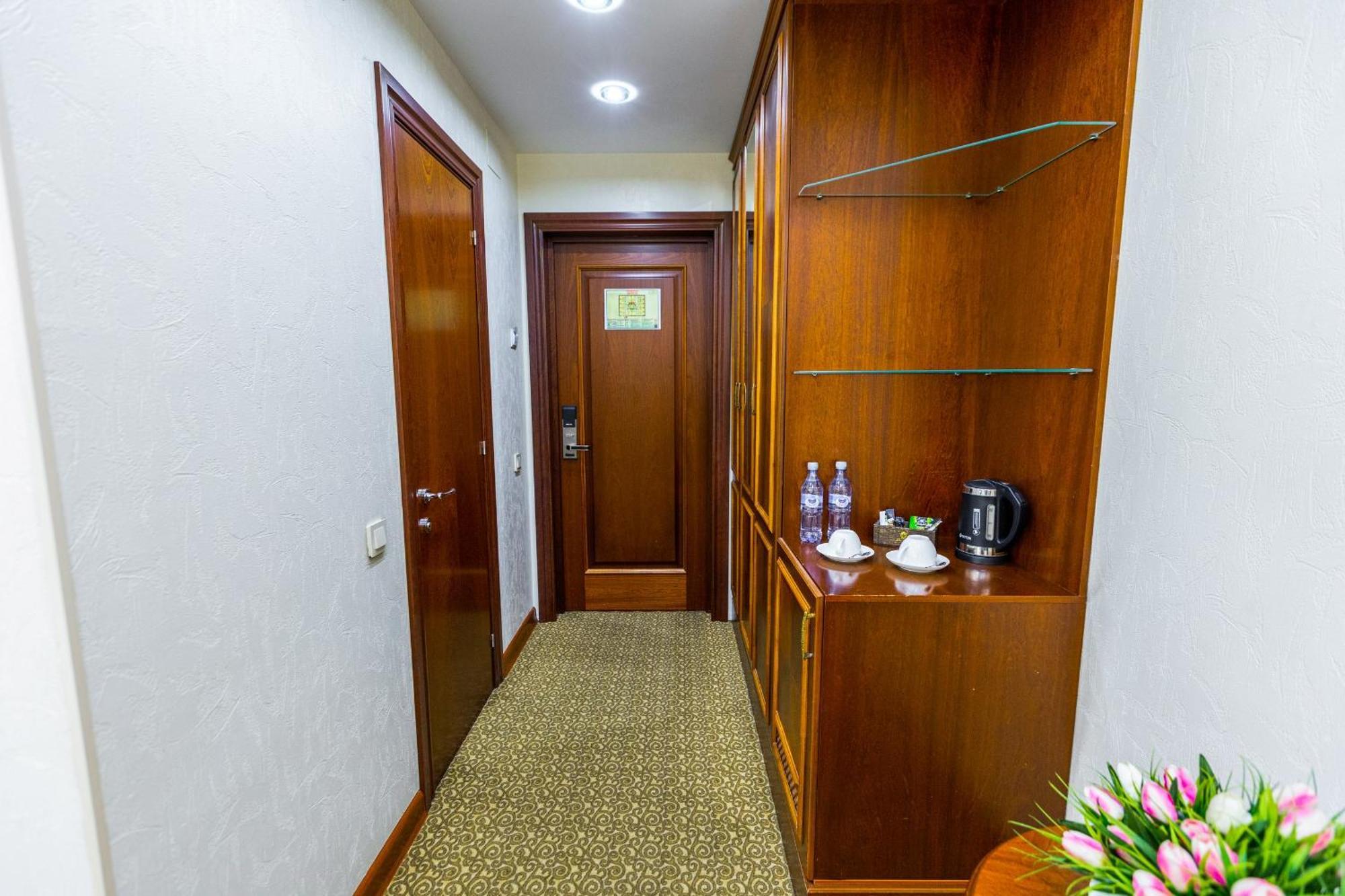 Plaza Hotel Алматы Номер фото